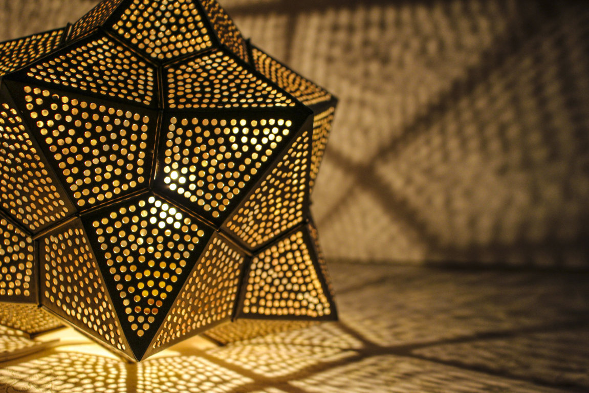 Sternförmige Messinglampe