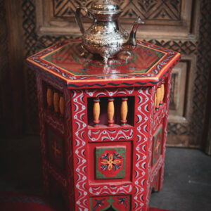 Marokkanischer Beistelltisch aus Holz rot
